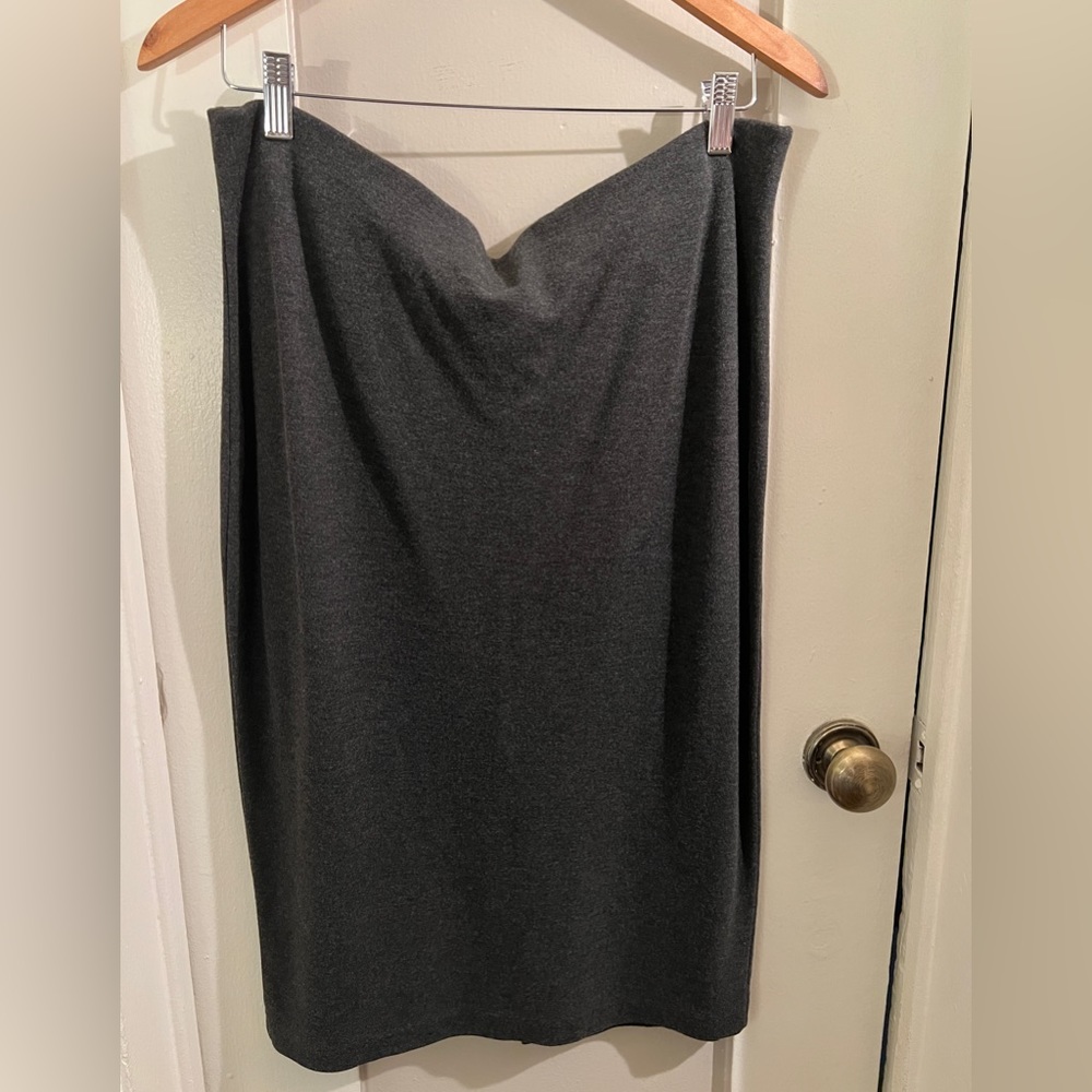 H&M fitted skirt.